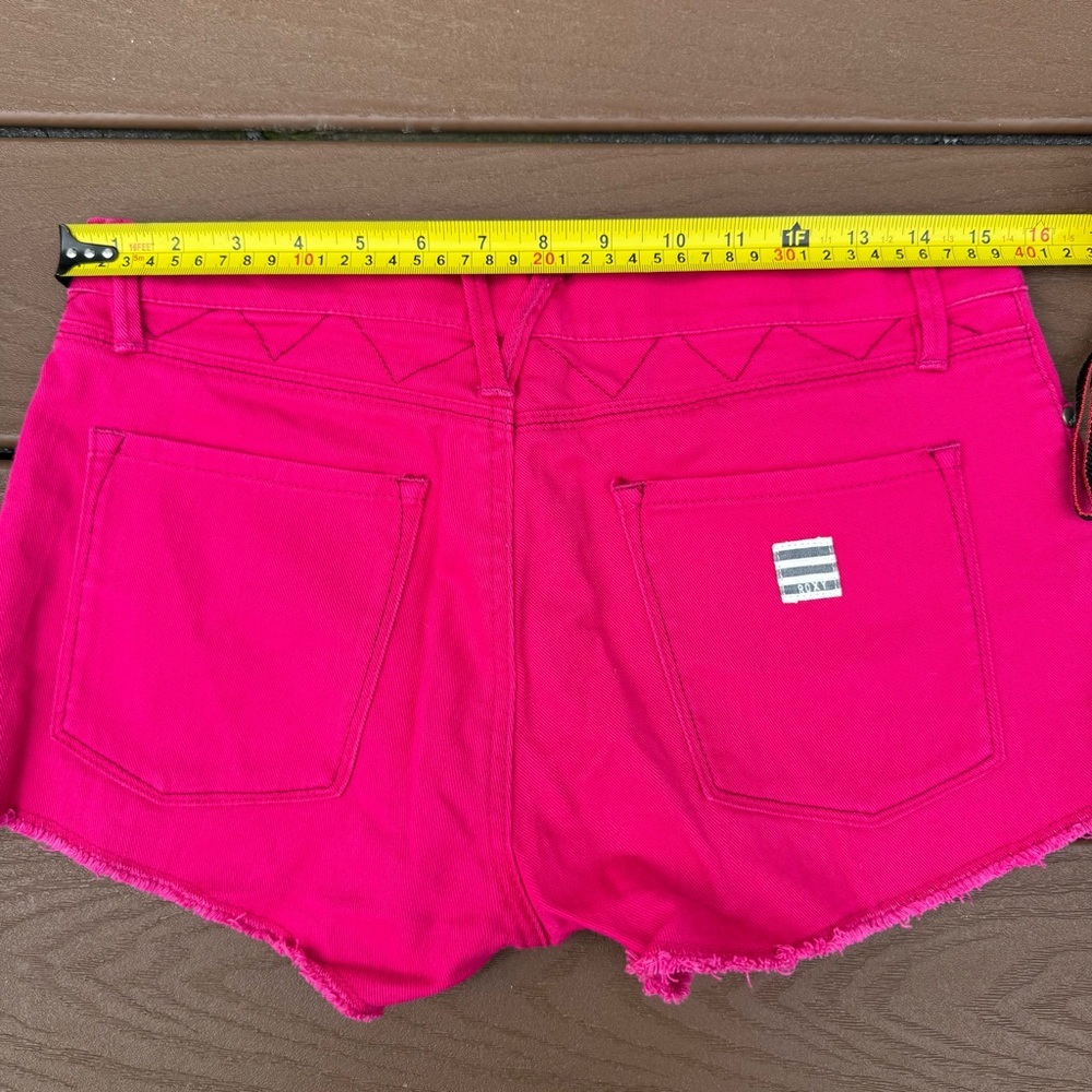 Roxy Denim Shorts Size 7/28 Hot Pink - Picture 5 of 5